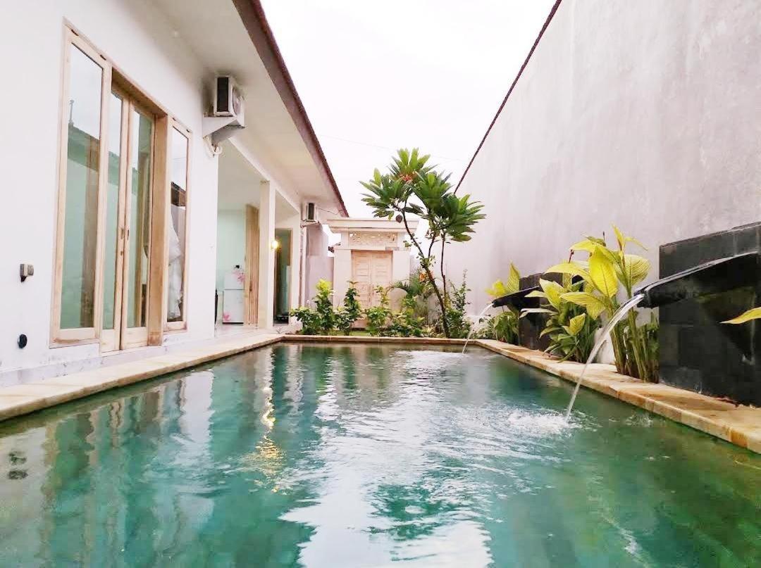 Villa Santika Banjar  エクステリア 写真